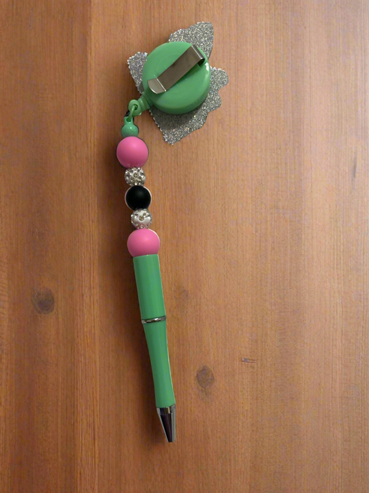 Retracting pen